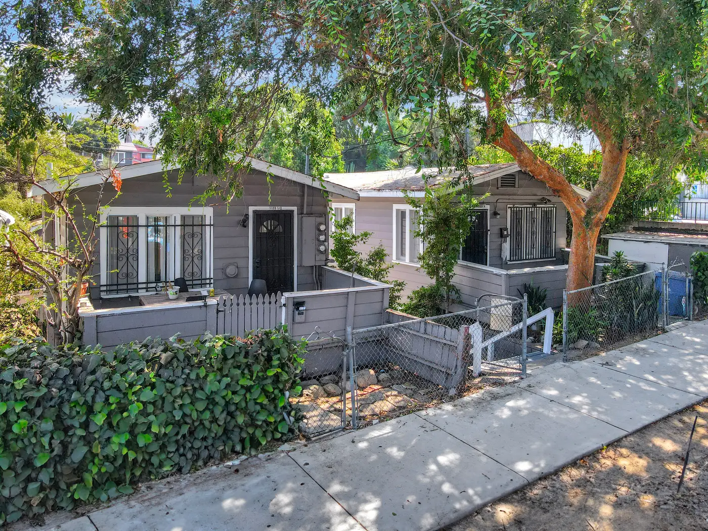 1118-1120 Sanborn Ave, Los Angeles, CA, apartment building for sale